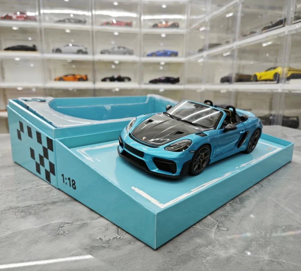[Minichamps] 1:18 Porsche 2023 718 Spyder RS Blue Model Car Die-Cast