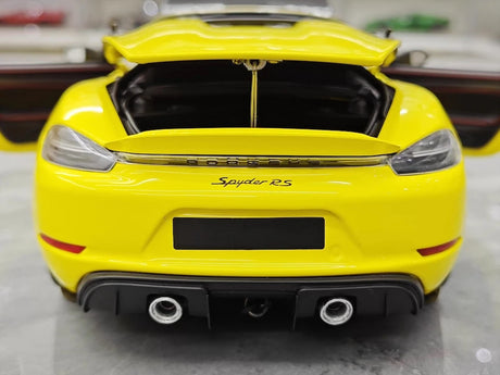 [Minichamps] 1:18 Porsche 2023 718 Spyder RS Yellow Model Car Die-Cast
