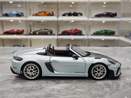[Minichamps] 1:18 Porsche 2023 718 Spyder RS Ice Blue Model Car Die-Cast