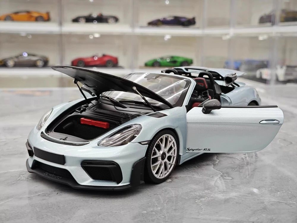 [Minichamps] 1:18 Porsche 2023 718 Spyder RS Ice Blue Model Car Die-Cast