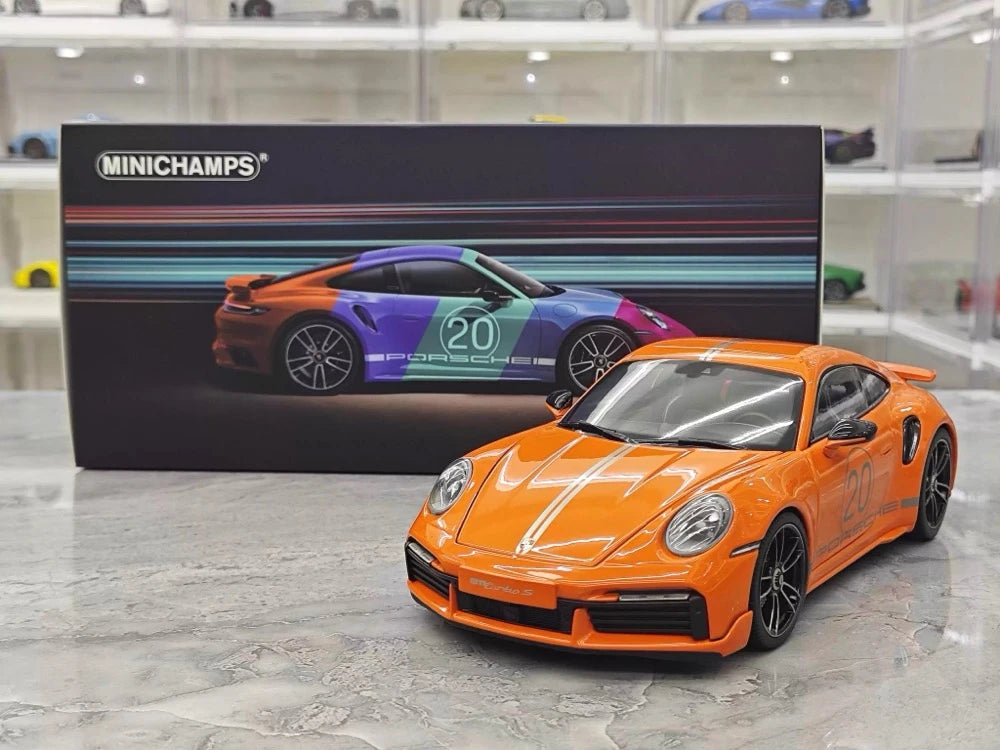 [Minichamps] 1:18 Porsche 2023 911 992 Turbo S 20th Anniversary Orange Model Car Die-Cast