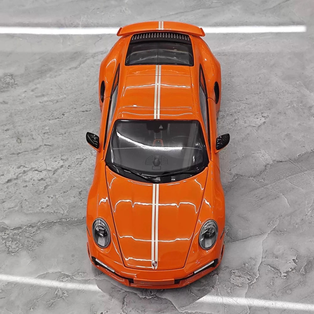 [Minichamps] 1:18 Porsche 2023 911 992 Turbo S 20th Anniversary Orange Model Car Die-Cast