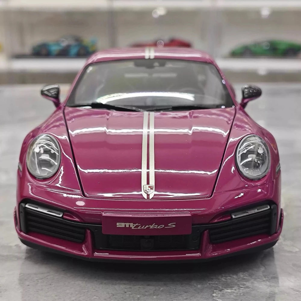 [Minichamps] 1:18 Porsche 2023 911 992 Turbo S 20th Anniversary Red Model Car Die-Cast