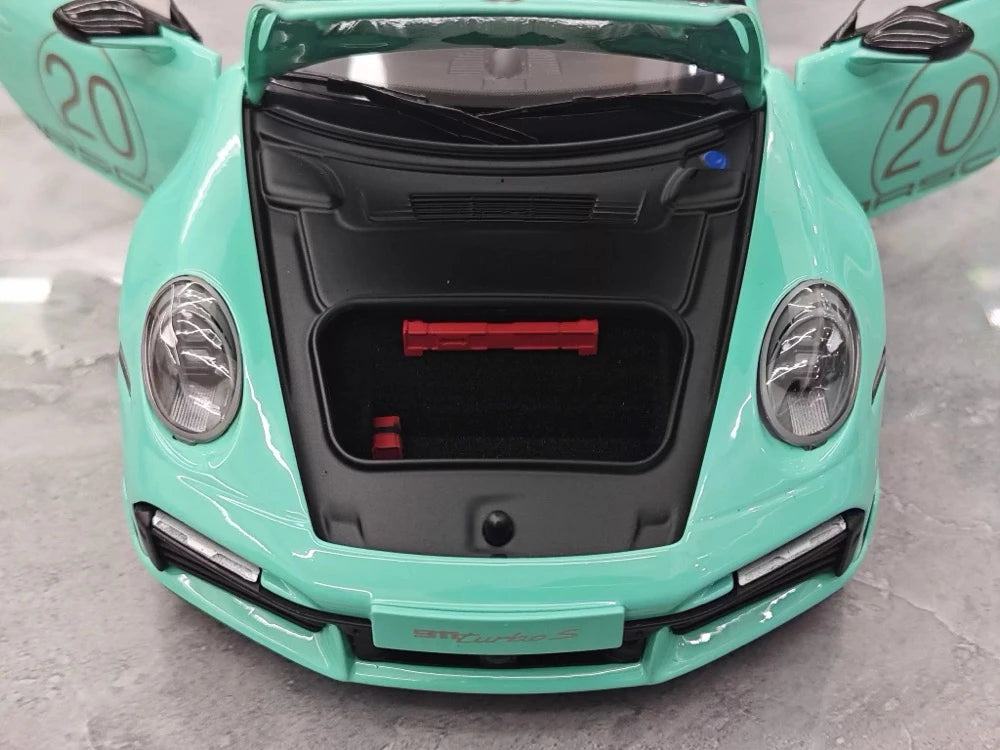 [Minichamps] 1:18 Porsche 2023 911 992 Turbo S 20th Anniversary Tiffany blauw modelauto Die-Cast