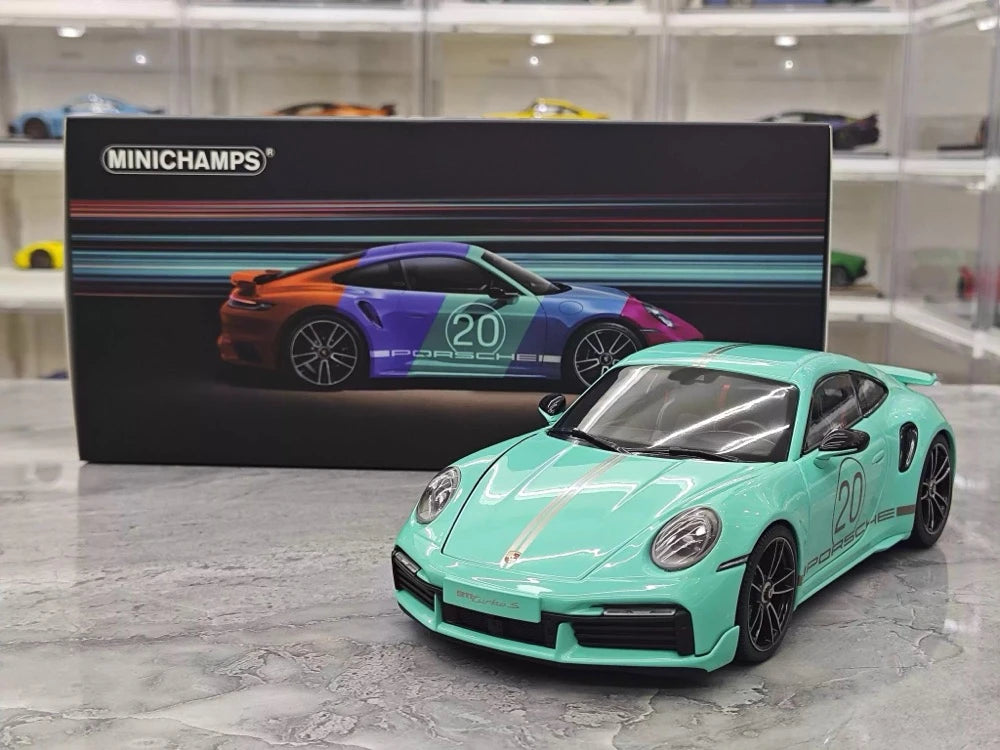 [Minichamps] 1:18 Porsche 2023 911 992 Turbo S 20th Anniversary Tiffany blauw modelauto Die-Cast