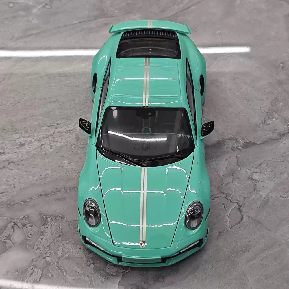 [Minichamps] 1:18 Porsche 2023 911 992 Turbo S 20th Anniversary Tiffany blauw modelauto Die-Cast
