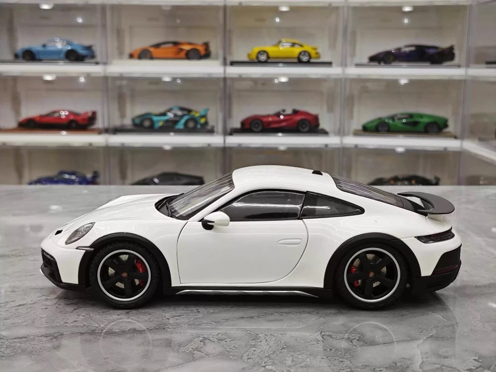 [Minichamps] 1:18 Porsche 2023 911 Dakar White Model Car Die-Cast