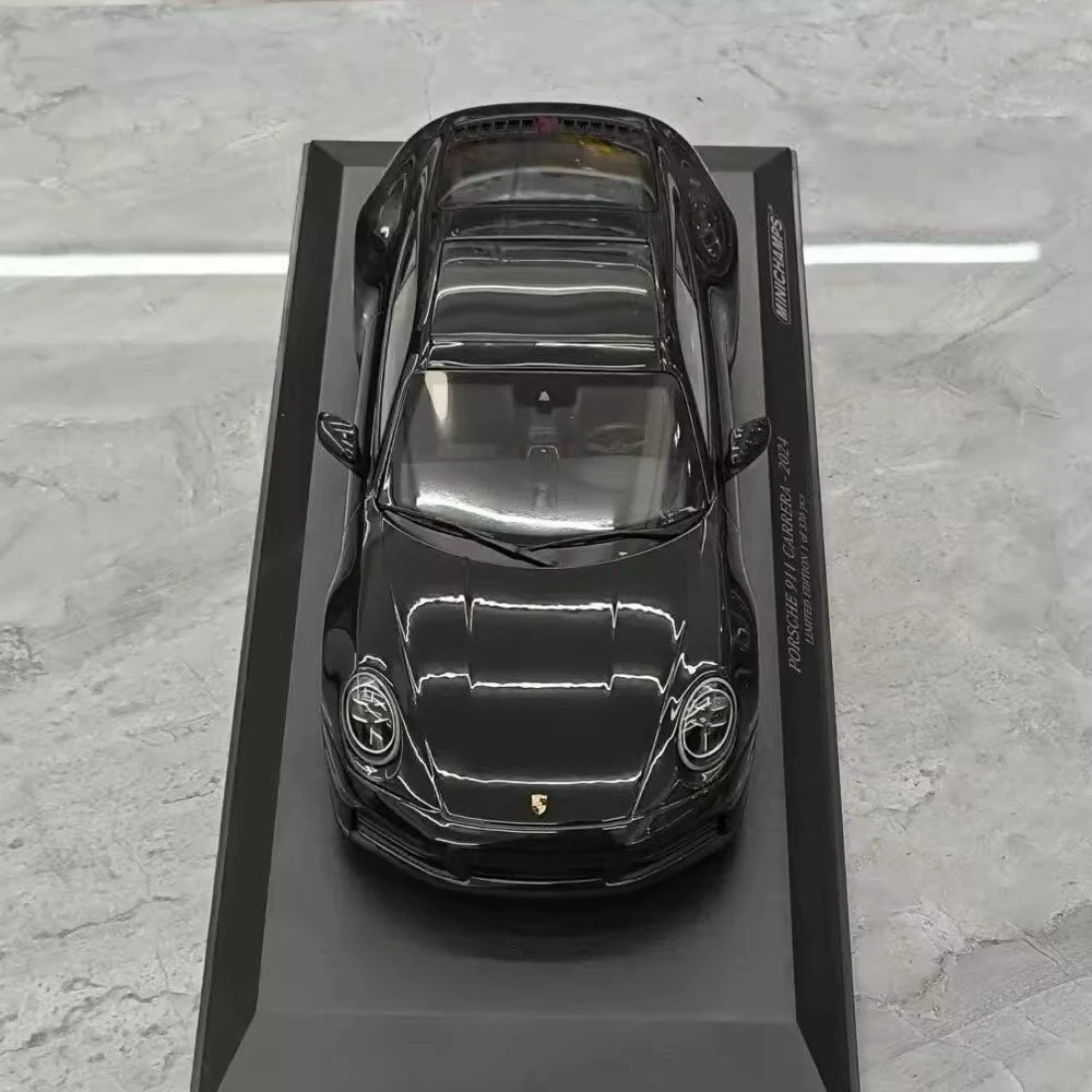 [Minichamps] 1:18 Porsche 2024 911 992.2 Carrera Black Model Car Resin