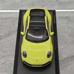 [Minichamps] 1:18 Porsche 2024 911 992.2 Carrera vert voiture miniature Resin
