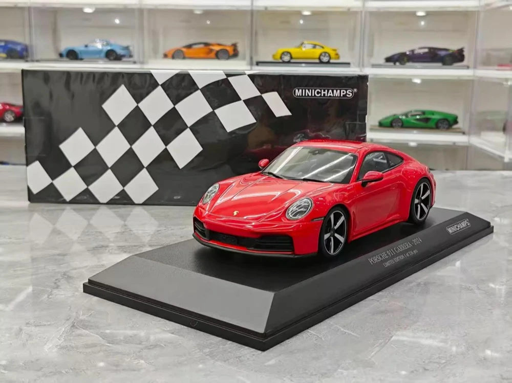 [Minichamps] 1:18 Porsche 2024 911 992.2 Carrera rosso modellino di auto resina