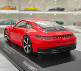 [Minichamps] 1:18 Porsche 2024 911 992.2 Carrera レッド モデルカー レジン