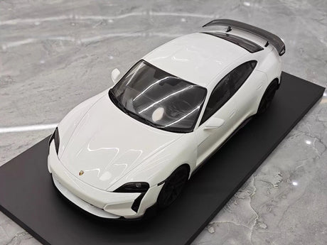 [Minichamps] 1:18 Porsche 2024 Taycan Turbo GT White Model Car Resin