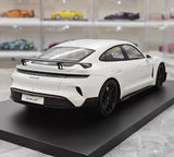 [Minichamps] 1:18 Porsche 2024 Taycan Turbo GT White Model Car Resin