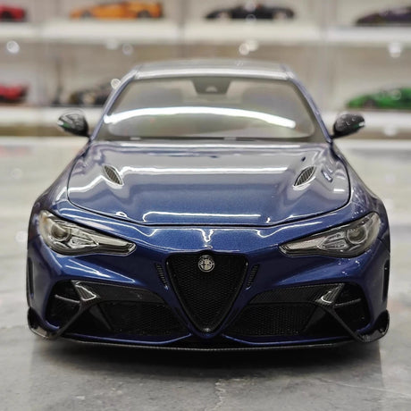 [MotorHelix] 1:18 Alfa Romeo 2021 Giulia GTAm Blue Model Car Die-Cast