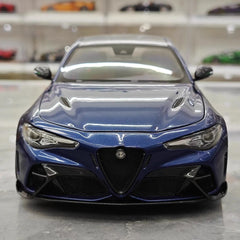 [MotorHelix] 1:18 Alfa Romeo 2021 Giulia GTAm Blue Model Car Die-Cast