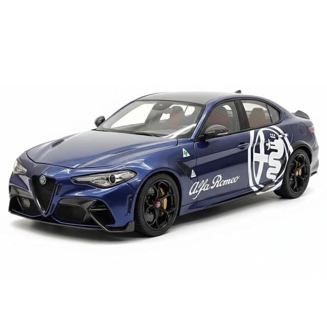 [MotorHelix] 1:18 Alfa Romeo 2021 Giulia GTAm blå modellbil Die-Cast