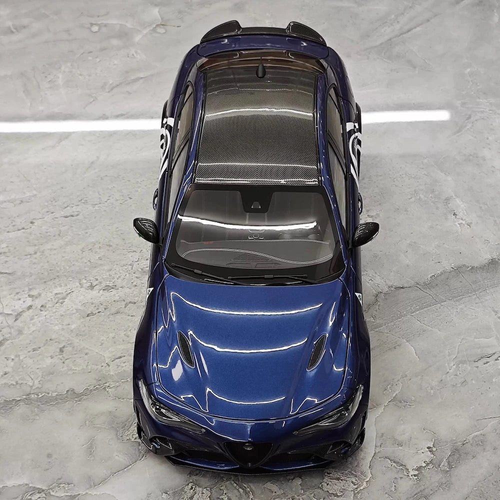 [MotorHelix] 1:18 Alfa Romeo 2021 Giulia GTAm Blue Model Car Die-Cast