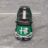 MotorHelix Alfa Romeo 2021 Giulia GTAm verde and branco 1:18 – modelo de coleção em metal fundido
