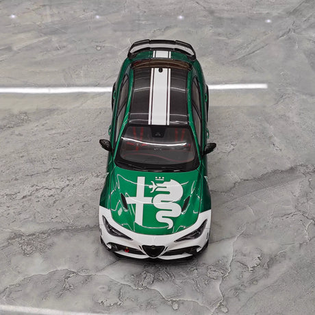 MotorHelix Alfa Romeo 2021 Giulia GTAm Green and White 1:18 – Collectible Diecast Model Die-Cast