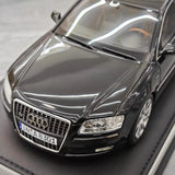 [MotorHelix] 1:18 Audi 2008 A8 W12 svart modellbil harts
