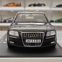 [MotorHelix] 1:18 Audi 2008 A8 W12 Black Model Car Resin