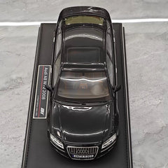 [MotorHelix] 1:18 Audi 2008 A8 W12 Black Model Car Resin