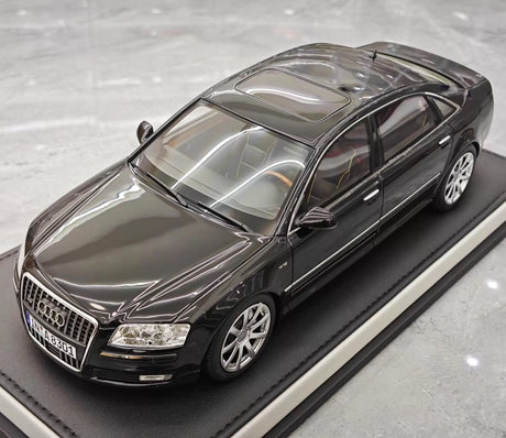 [MotorHelix] 1:18 Audi 2008 A8 W12 Black Model Car Resin