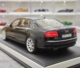 [MotorHelix] 1:18 Audi 2008 A8 W12 svart modellbil harts