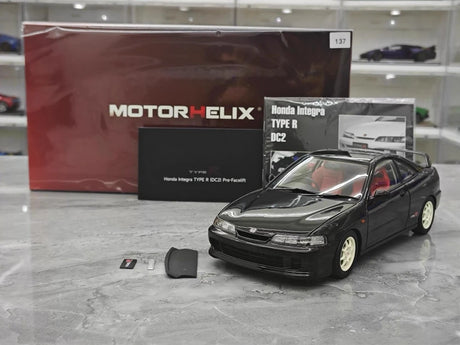 [MotorHelix] 1:18 Honda 1998 Integra Type R DC2 Black Model Car Die-Cast
