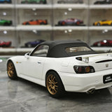 MotorHelix Honda 2005 S2000 AP2 MUGEN Platinum White Pearl 1:18 – Collectible Diecast Model Die-Cast