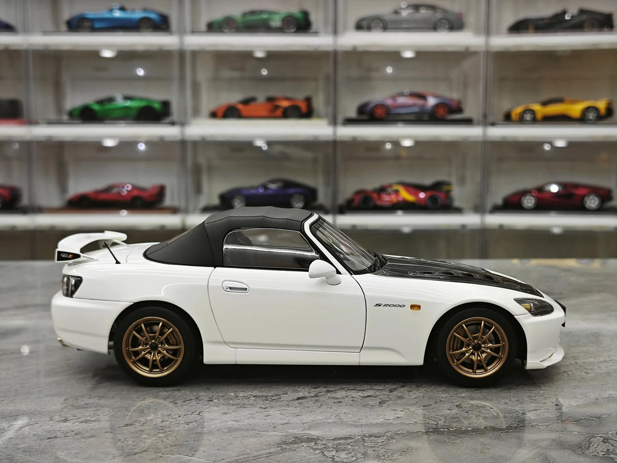 MotorHelix Honda 2005 S2000 AP2 MUGEN Platinum White Pearl 1:18 – Collectible Diecast Model Die-Cast