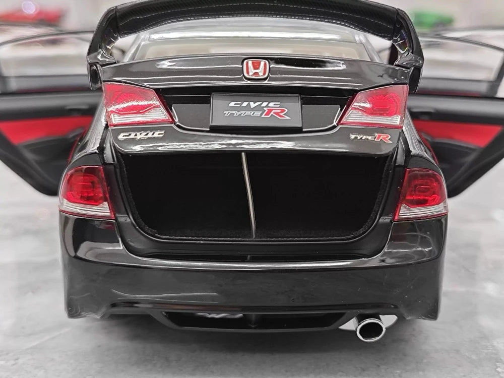 [MotorHelix] 1:18 Honda 2007 Civic Type R FD2 Black Model Car Die-Cast