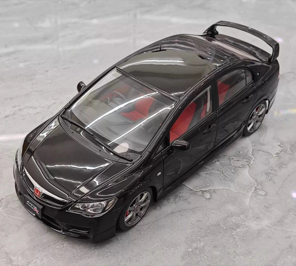 [MotorHelix] 1:18 Honda 2007 Civic Type R FD2 Black Model Car Die-Cast