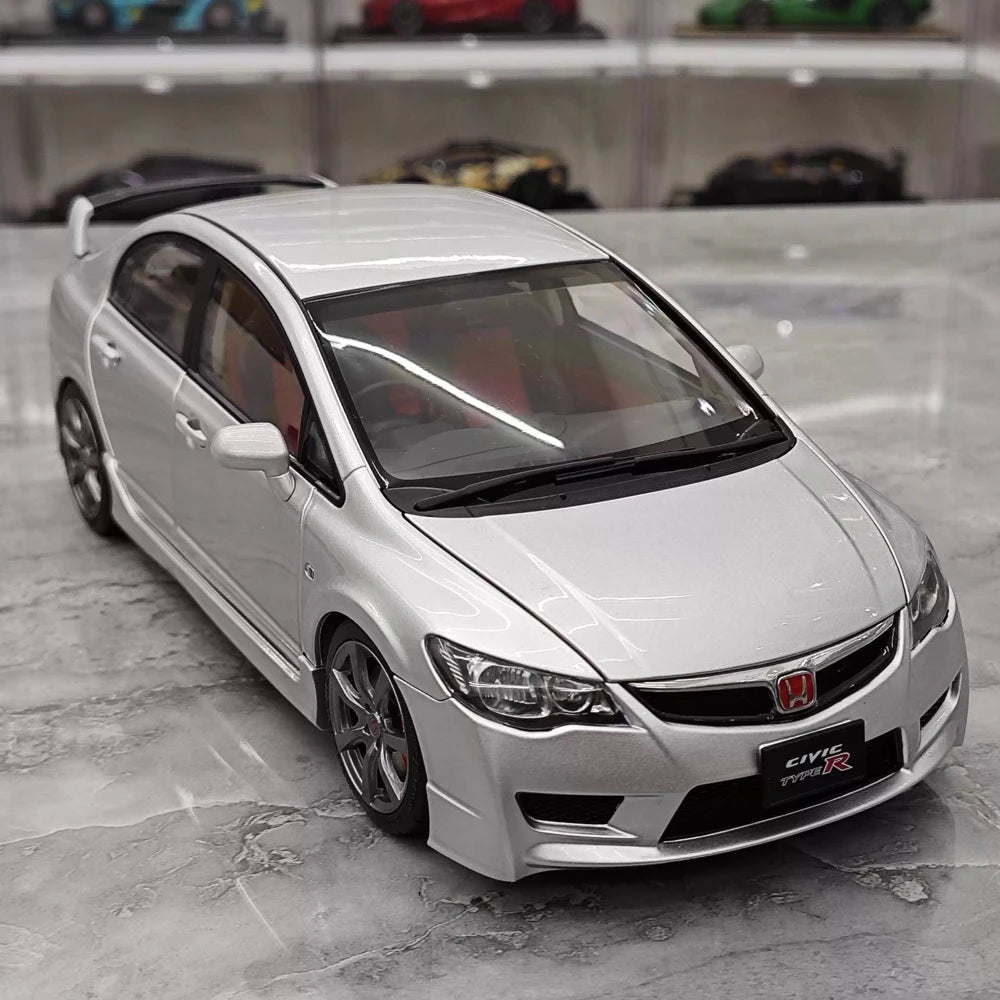 [MotorHelix] 1:18 Honda 2007 Civic Type R FD2 Silver Model Car Die-Cast