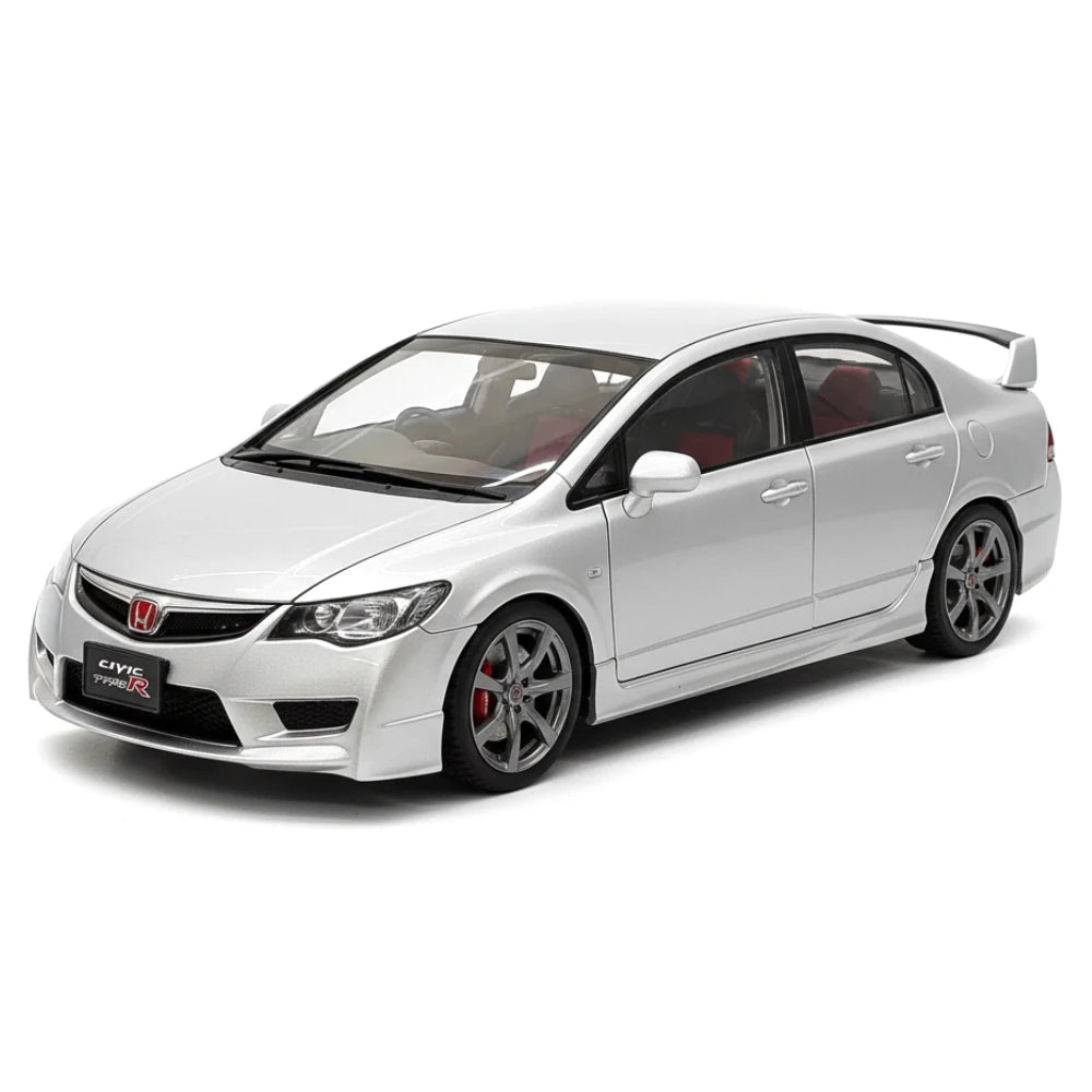 [MotorHelix] 1:18 Honda 2007 Civic Type R FD2 Silver Model Car Die-Cast