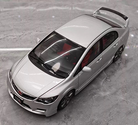 [MotorHelix] 1:18 Honda 2007 Civic Type R FD2 Silver Model Car Die-Cast