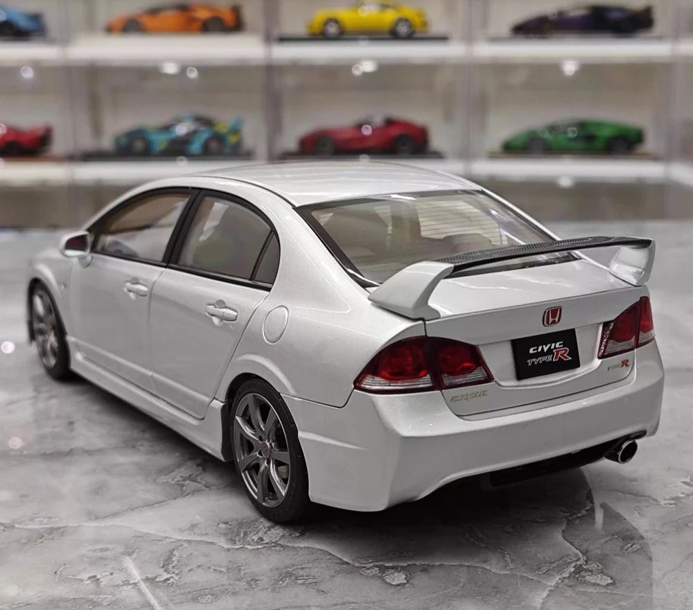 [MotorHelix] 1:18 Honda 2007 Civic Type R FD2 Silver Model Car Die-Cast
