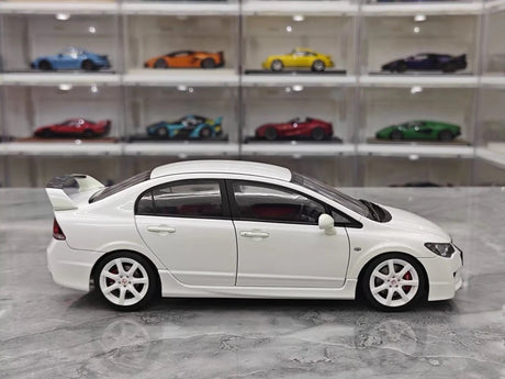 [MotorHelix] 1:18 Honda 2007 Civic Type R FD2 White Model Car Die-Cast