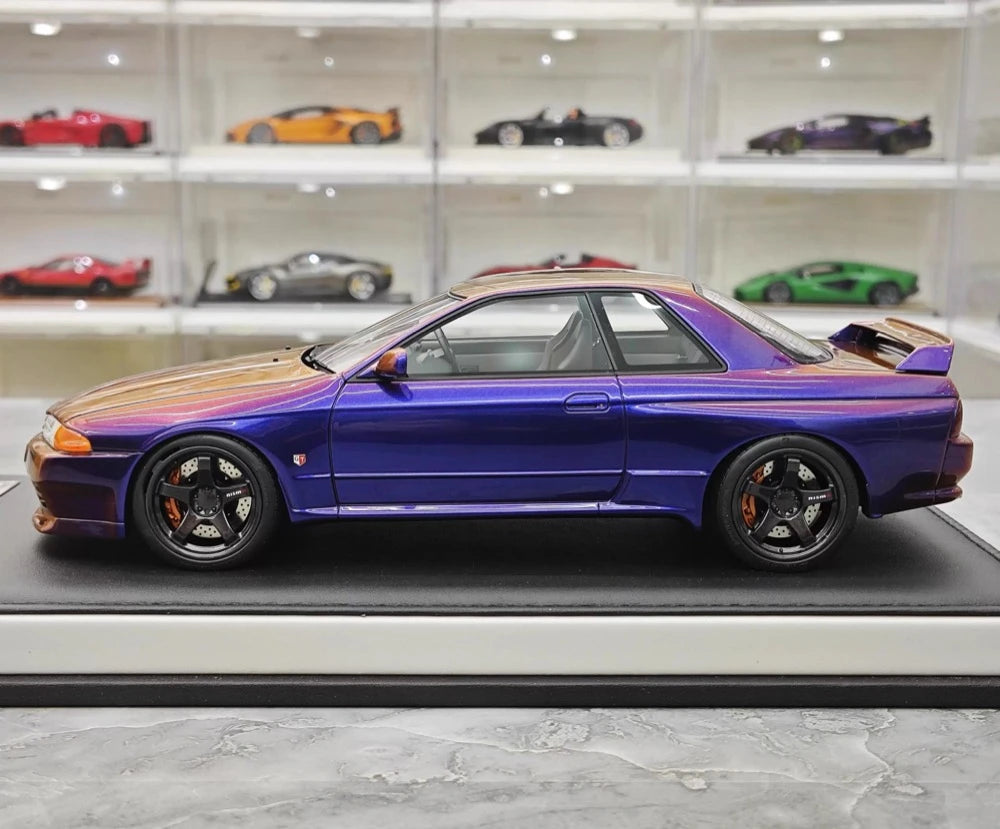 [MotorHelix] 1:18 Nissan 1990 Skyline GTR R32 Gradient Model Car Resin