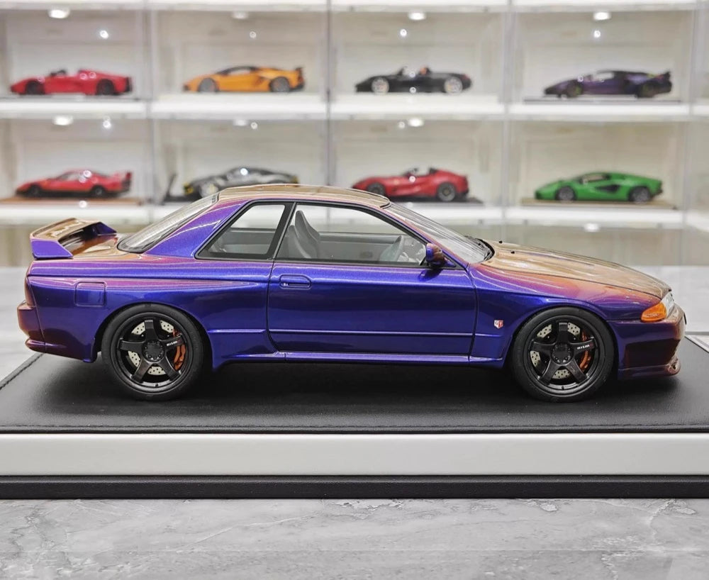[MotorHelix] 1:18 Nissan 1990 Skyline GTR R32 Gradient Model Car Resin