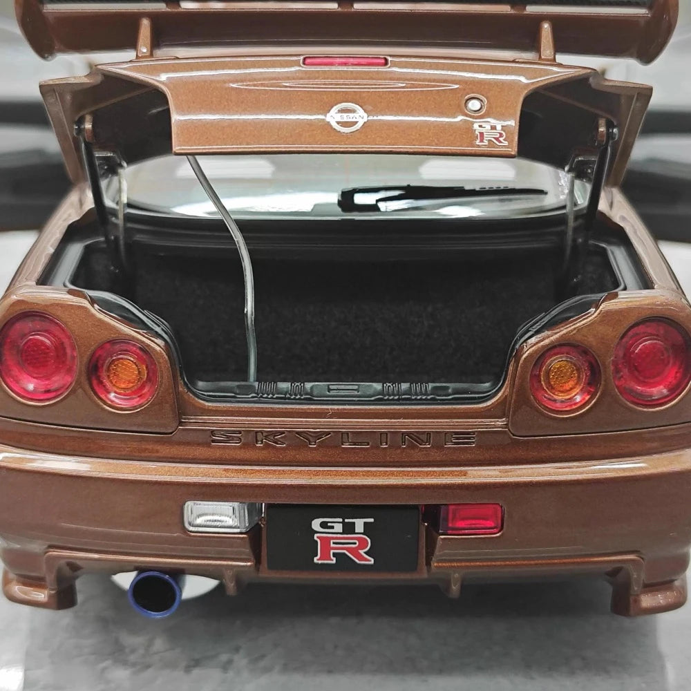 [MotorHelix] 1:18 Nissan 1999 Skyline GTR R34 Brown Model Car Die-Cast