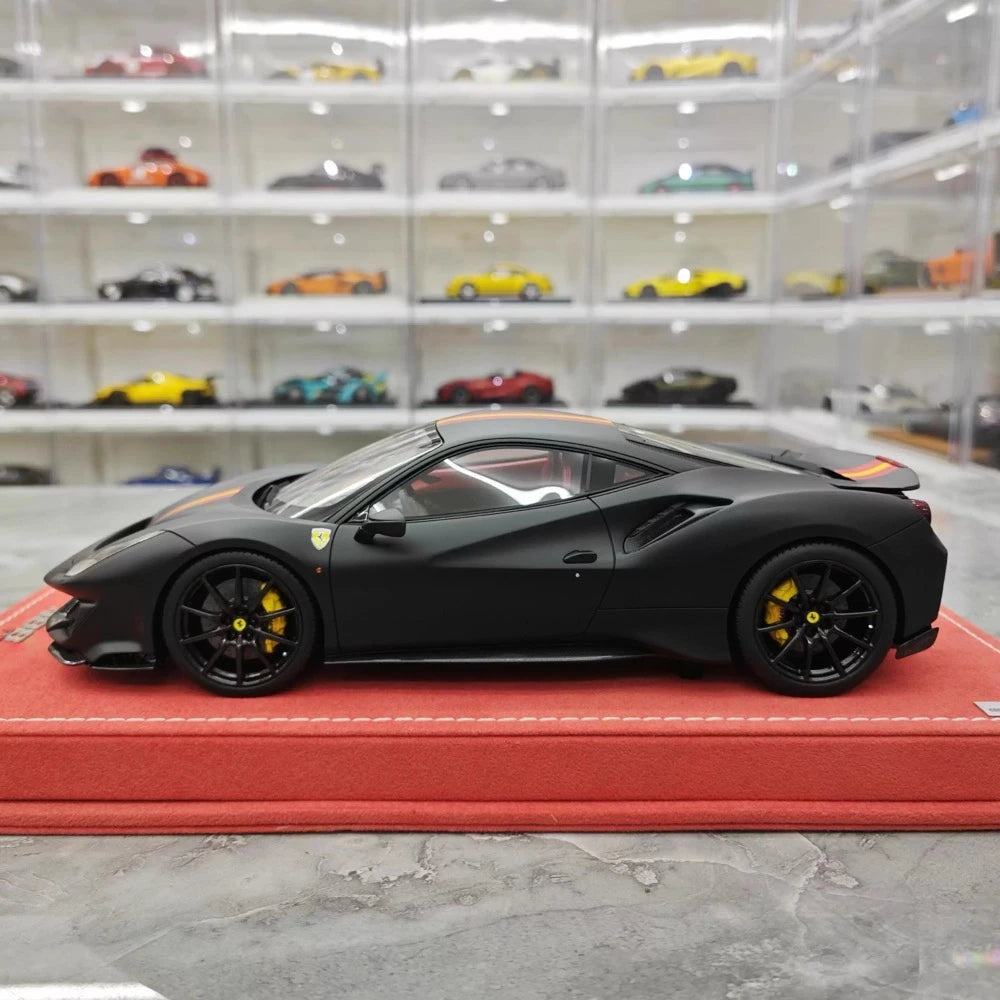 [MR Collection] 1:18 Ferrari 2019 488 Pista Black Model Car Resin