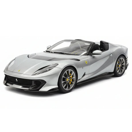 [MR Collection] 1:18 Ferrari 2022 812 Competizione Aperta zilver modelauto Hars
