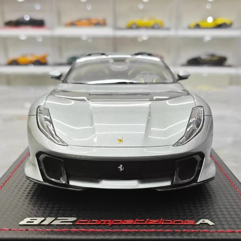 [MR Collection] 1:18 Ferrari 2022 812 Competizione Aperta Silver Model Car Resin