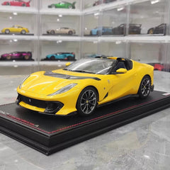 [MR Collection] 1:18 Ferrari 2022 812 Competizione Aperta Yellow Model Car Resin