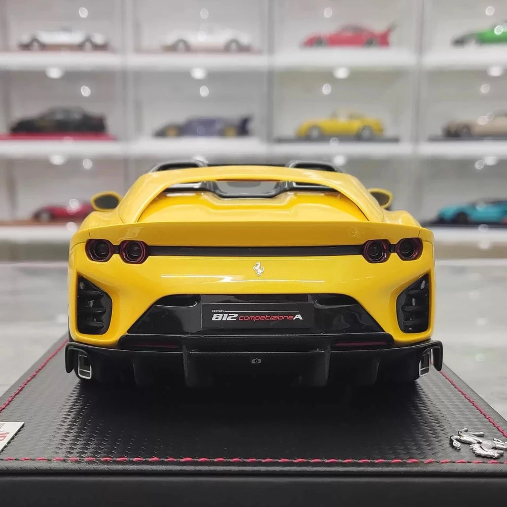 [MR Collection] 1:18 Ferrari 2022 812 Competizione Aperta Yellow Model Car Resin