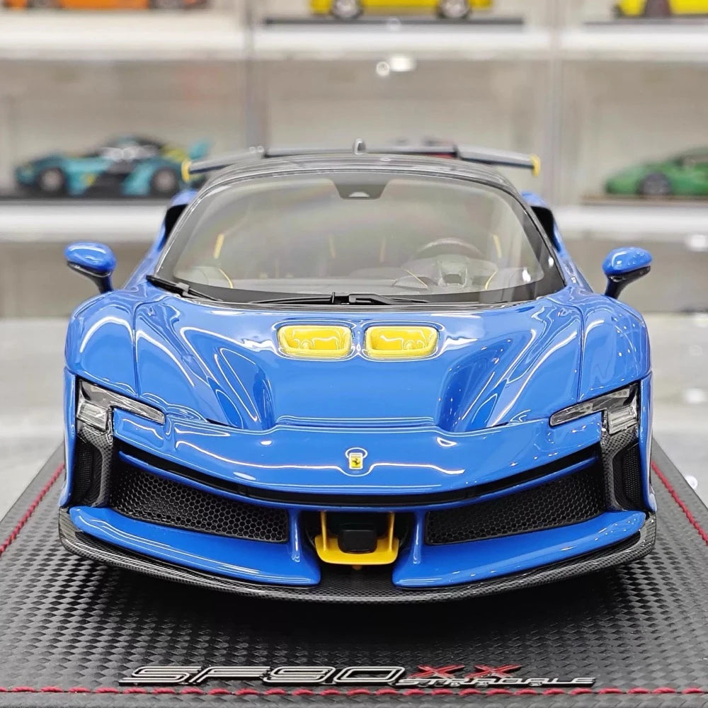 [MR Collection] 1:18 Ferrari 2023 SF90 XX Stradale Glossy Blue & Yellow Model Car Resin
