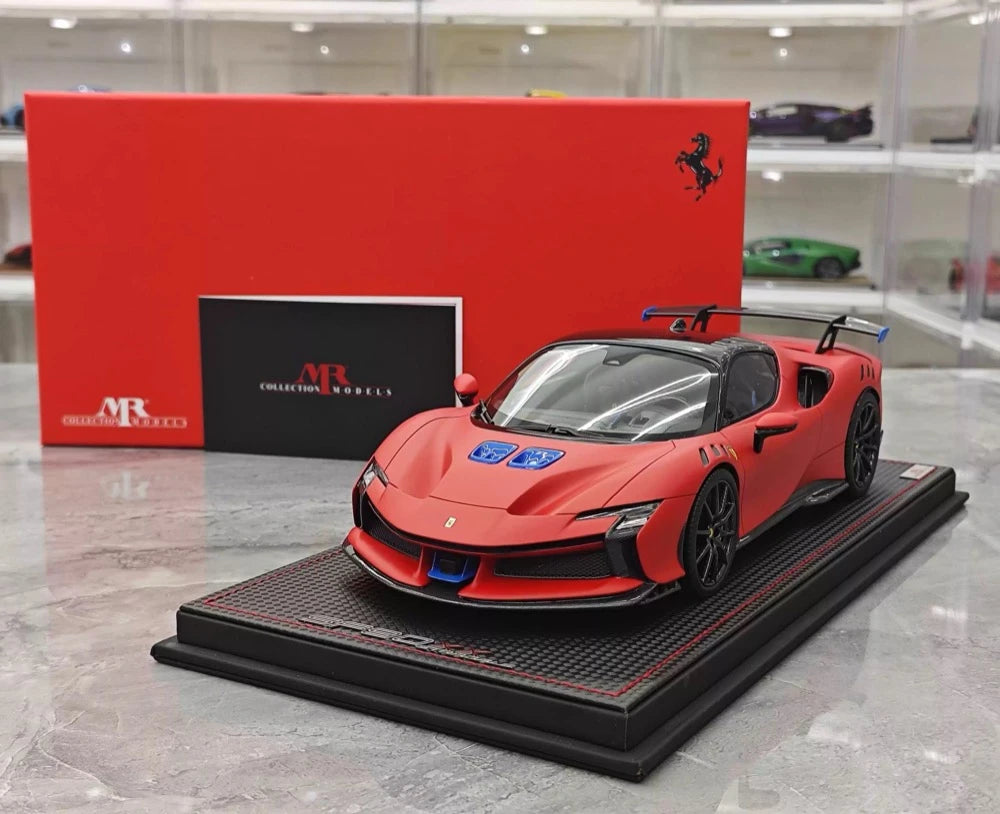 [MR Collection] 1:18 Ferrari 2023 SF90 XX Stradale Matte Red & Blue Model Car Resin