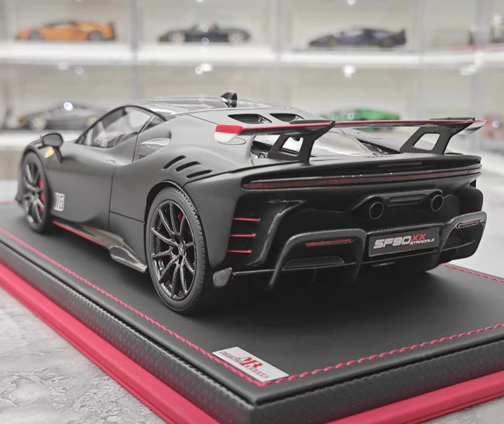 [MR Collection] 1:18 Ferrari 2023 SF90 XX Stradale Matte Black Model Car Resin