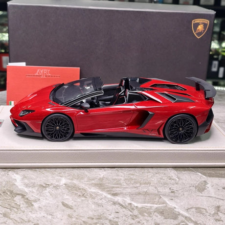 [MR collection] 1:18 Lamborghini 2015 Aventador LP750-4 SV Roadster rouge voiture miniature Resin